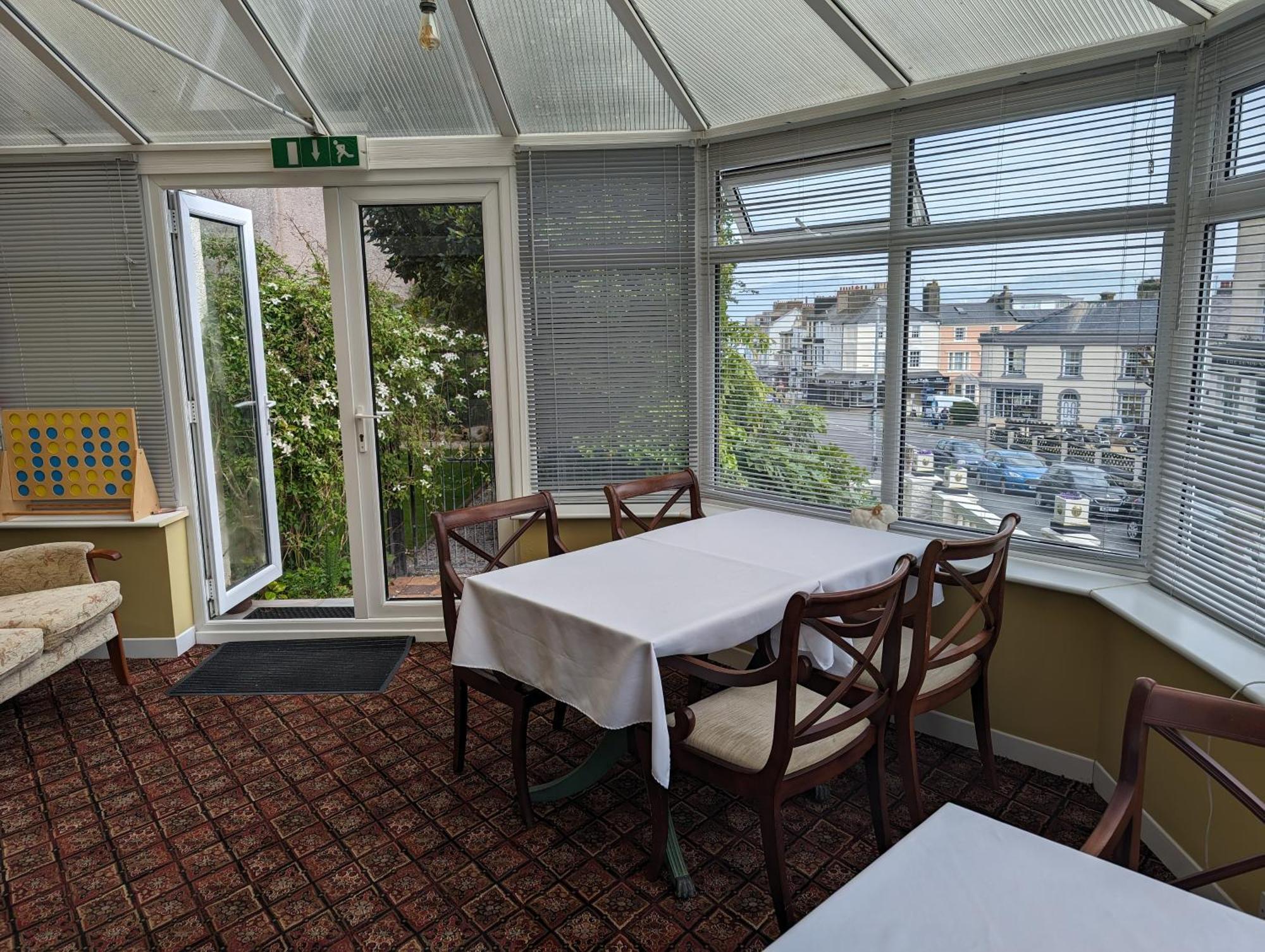 랜디드노 The Chelsea B&B 외부 사진