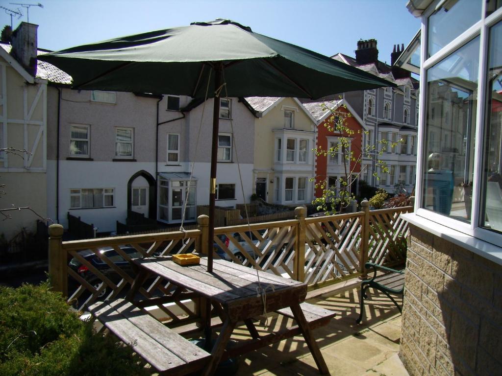랜디드노 The Chelsea B&B 외부 사진